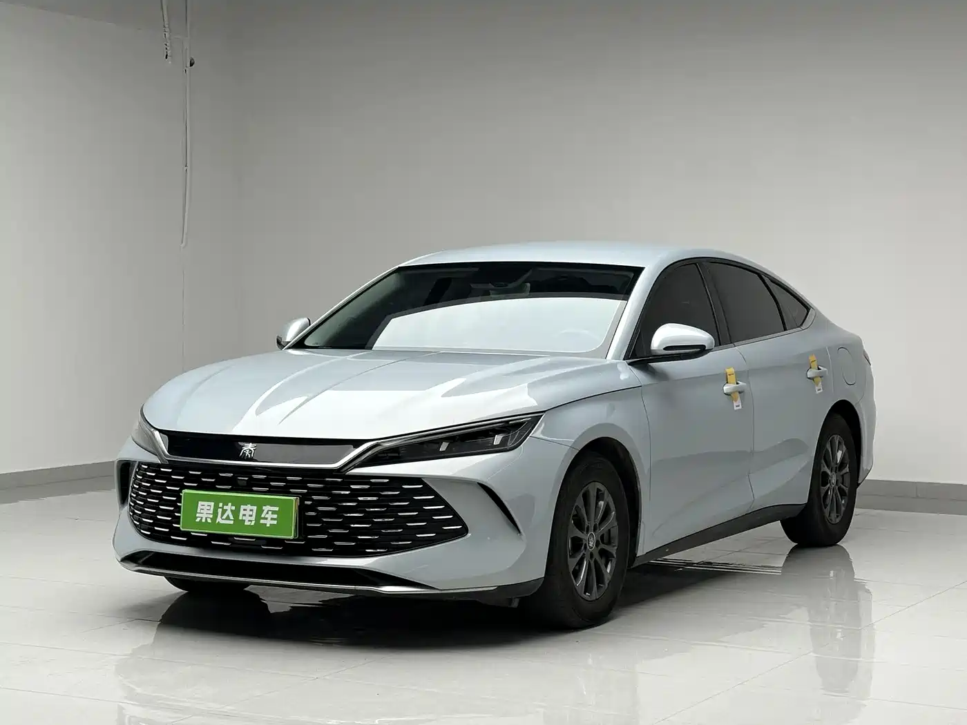 BYD Qin L 2024 DM-i 80KM Leading Edition