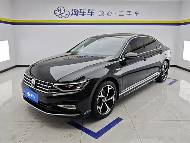 Volkswagen Magotan 2023 Model 2 Million Commemorative Edition 330TSI DSG Luxury