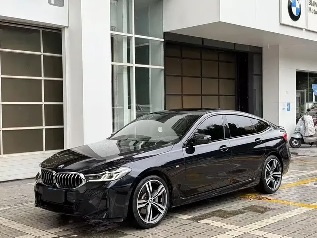 BMW 6 Series GT 2021 630i M Sport Package