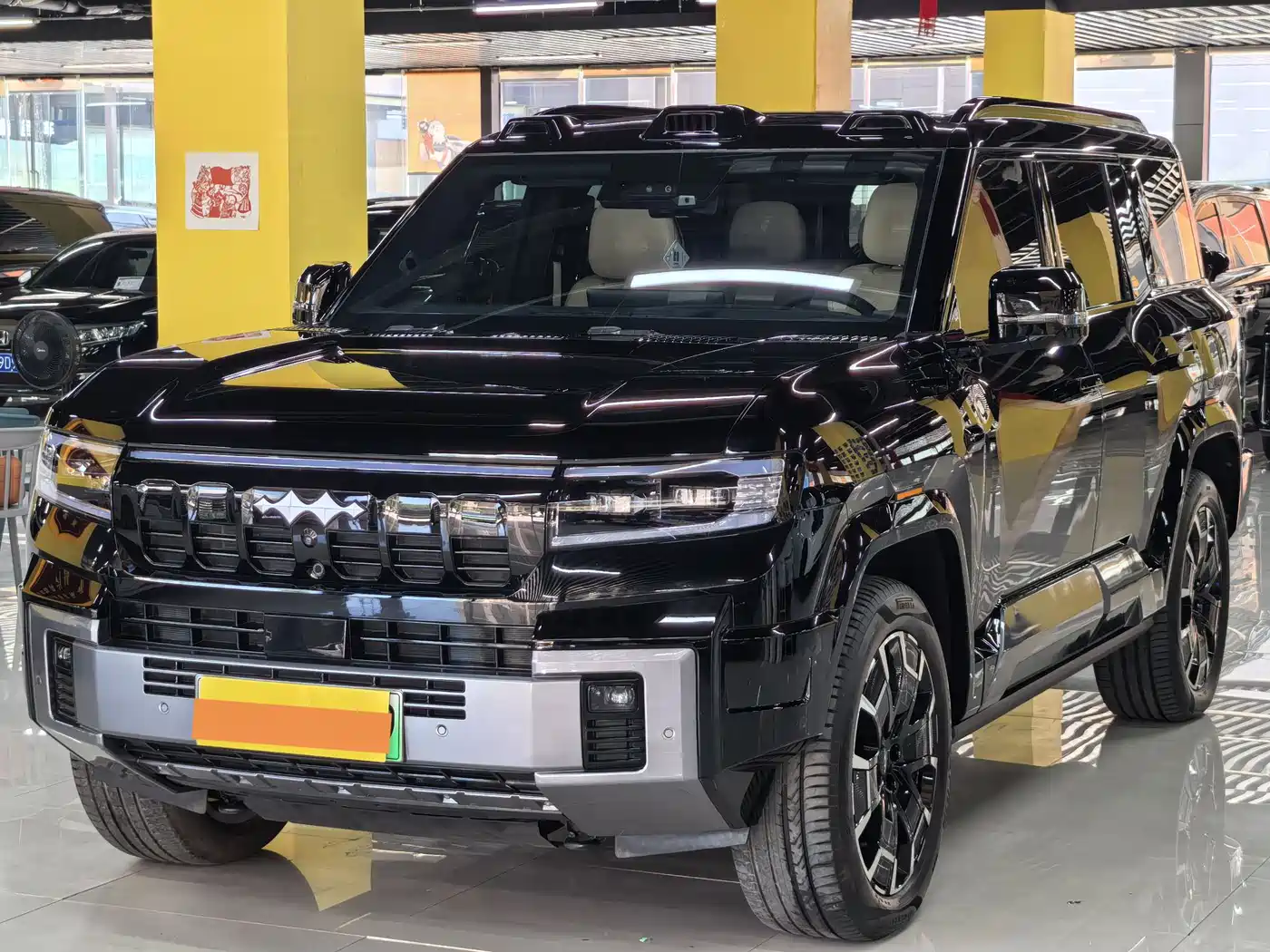 Fang Cheng Bao Leopard 8 2025 Zhiyong Flagship 7-Seater