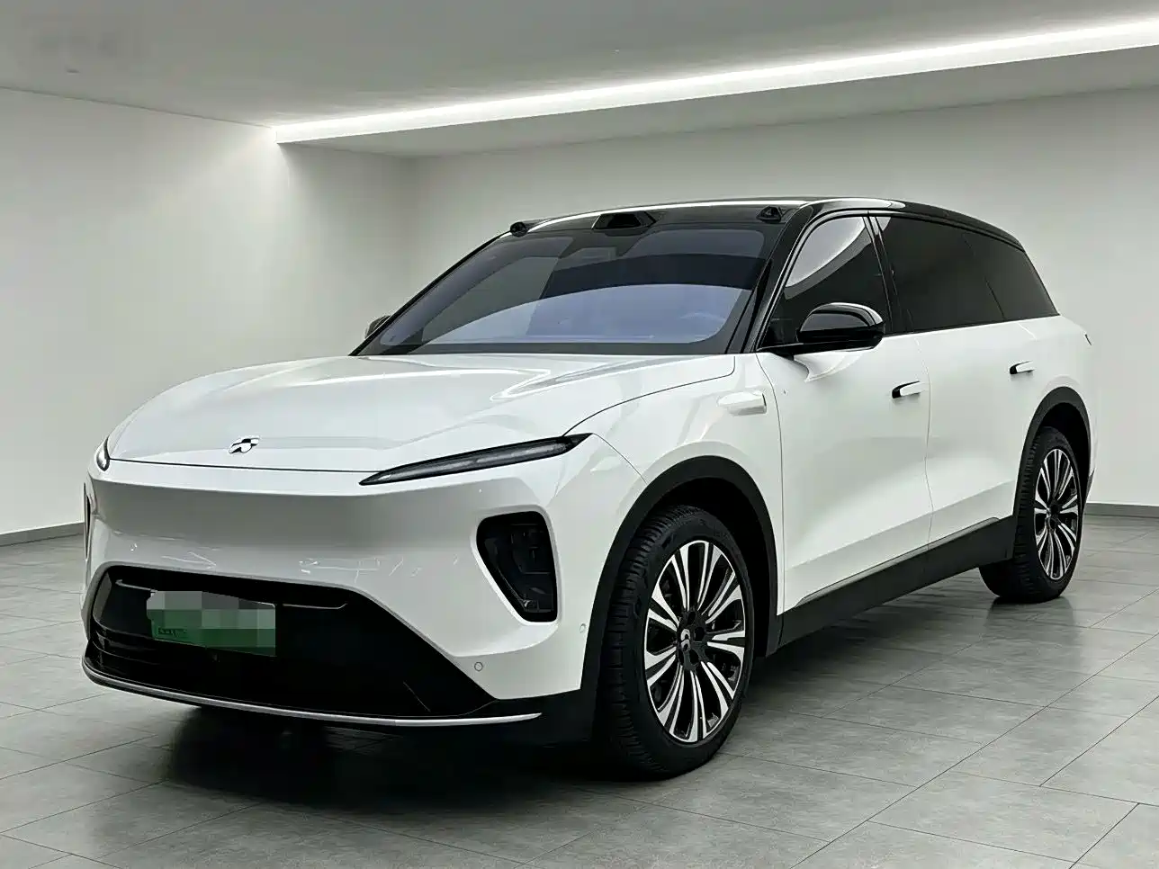 NIO ES8 2024 100kWh