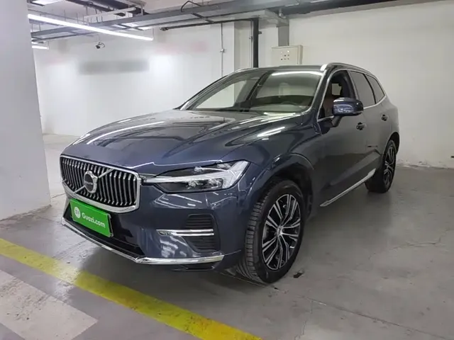 Volvo XC60 2022 B5 AWD Inscription
