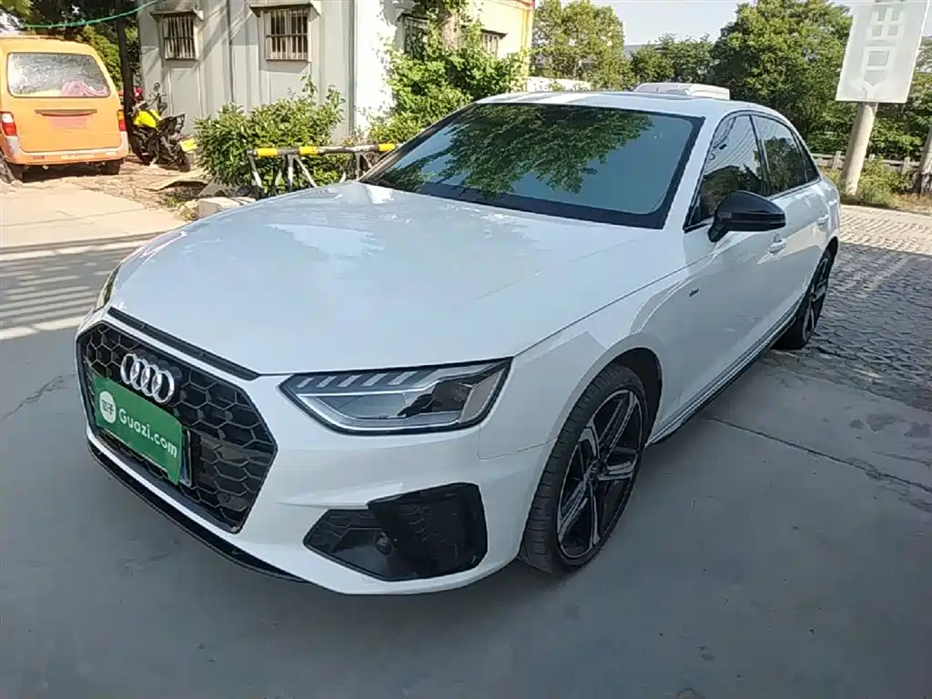 Audi A4L 2024 40 TFSI Luxury Dynamic