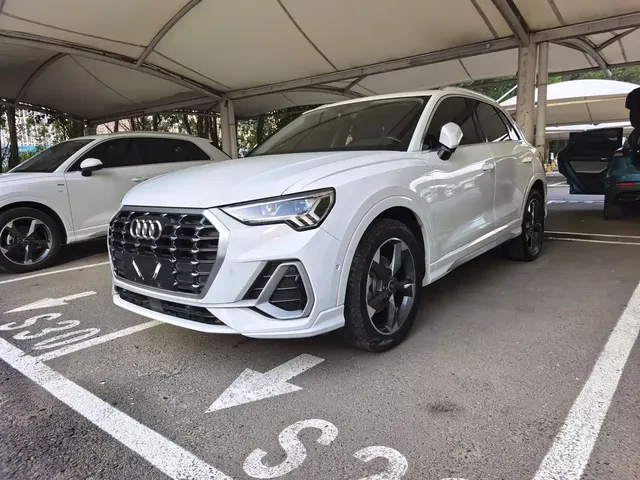 Audi Q3 2022 35 TFSI Fashion Dynamic