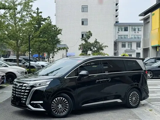 Denza D9 2024 DM-i 980 AWD Prestige