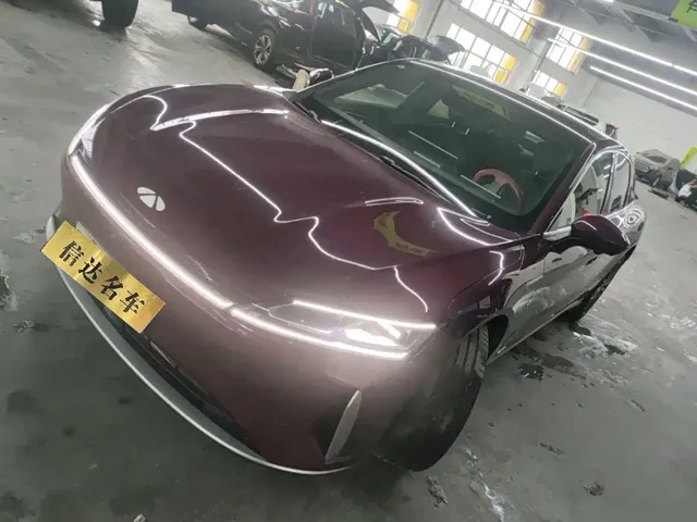Chery Fengyun A9L 2025 Model 4WD High-performance Summit Edition