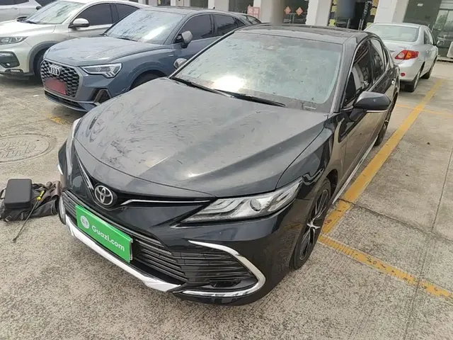 Toyota Camry 2023 2.0G Luxury Edition