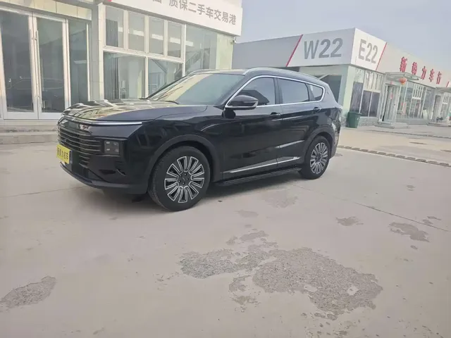 Jetour X70 PLUS 2025 1.5T Luxury 7-seater
