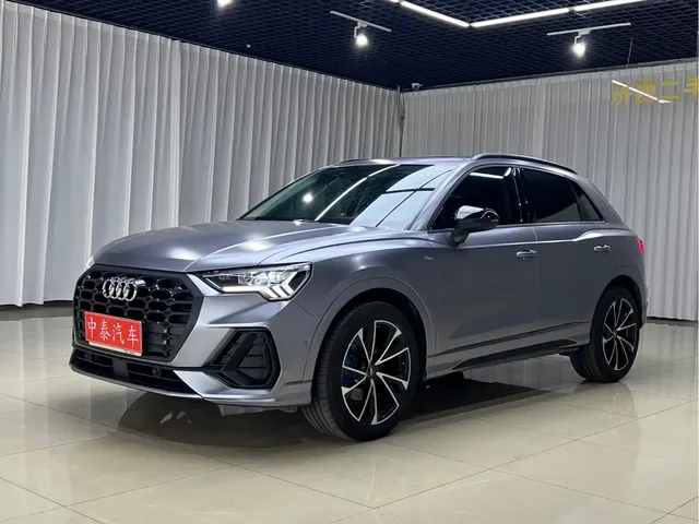 Audi Q3 2023 35 TFSI Fashion Dynamic Model (1.5T)