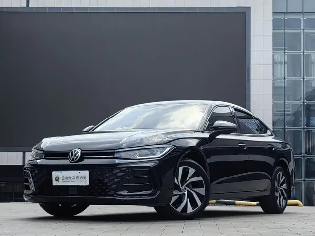 Volkswagen Passat 2025 Pro 380TSI Starlight Dragon Glory Edition