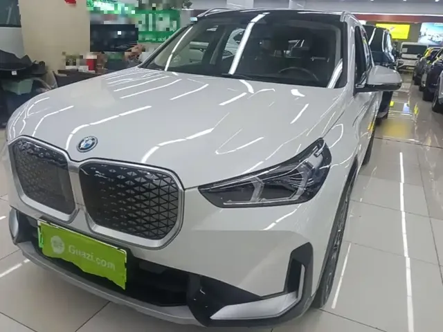 BMW iX1 2023 xDrive30L X Design Package