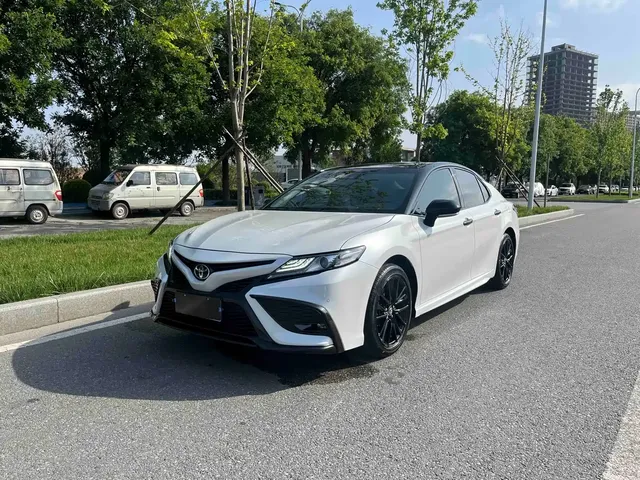 Toyota Camry 2023 2.0S Knight Edition