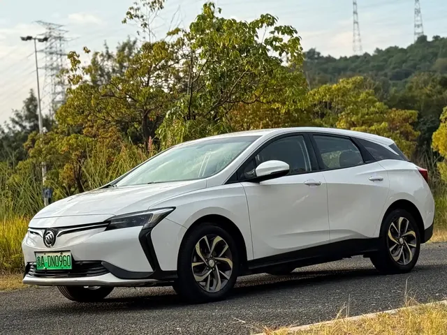 Buick Velite 6 2019 Connected Fashion Edition