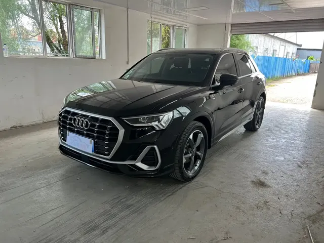 Audi Q3 2022 35 TFSI Fashion Dynamic