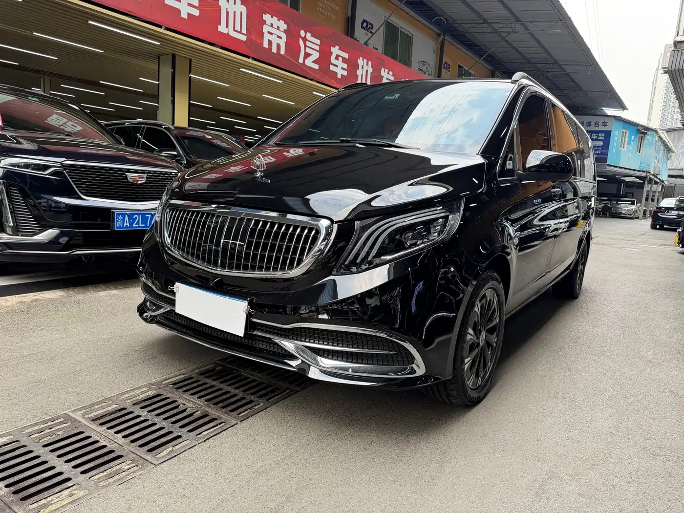 Mercedes-Benz Vito 2023 2.0T Elite 7-Seater