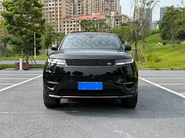 Land Rover Range Rover Sport 2024 400PS Dynamic SE