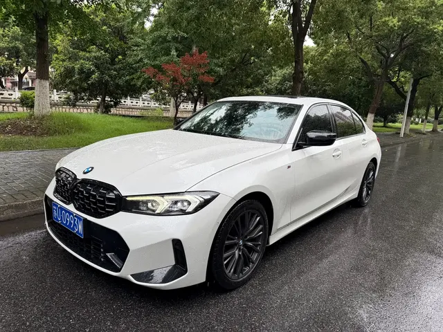 BMW 3 Series 2023 325Li M Sport Black Night Package