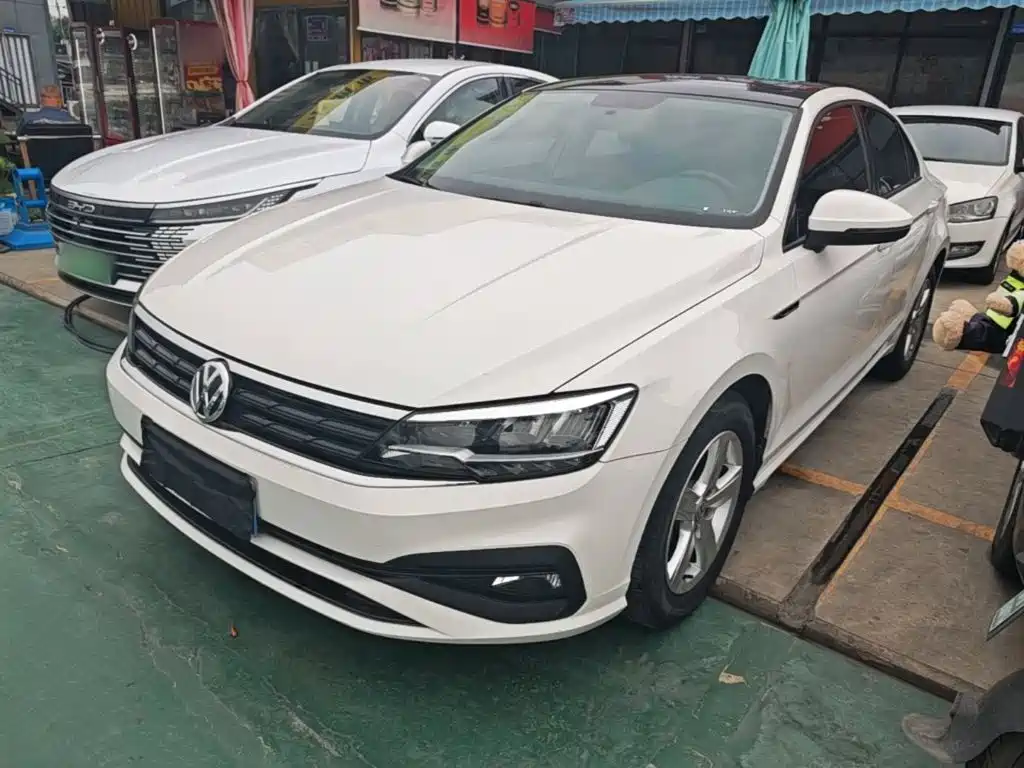 Volkswagen Lamando 2021 230TSI DSG Fashion Edition