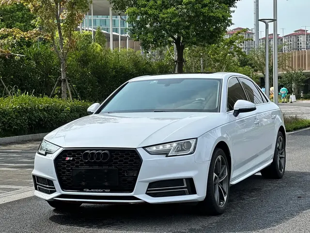 Audi A4L 2019 40 TFSI Progressive (China VI)