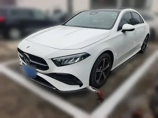 Mercedes-Benz A-Class 2024 A 200 L Fashion Edition