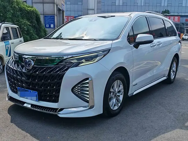 Toyota Granvia 2024 2.5L Hybrid Comfort