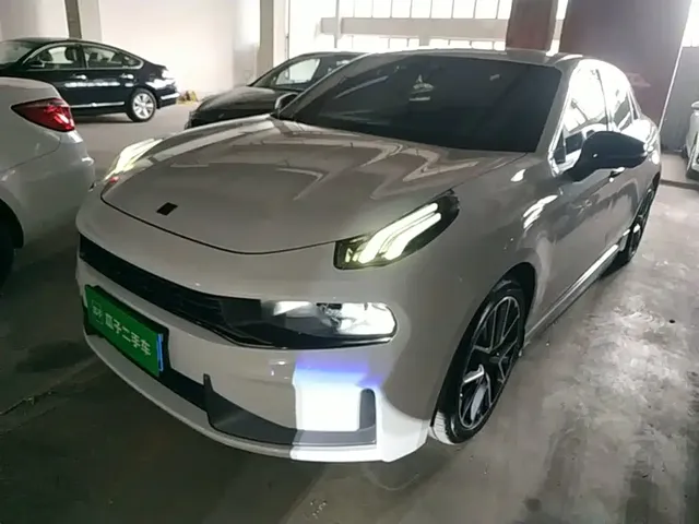 Lynk & Co 03 2021 2.0TD Auto Jin Champion Edition
