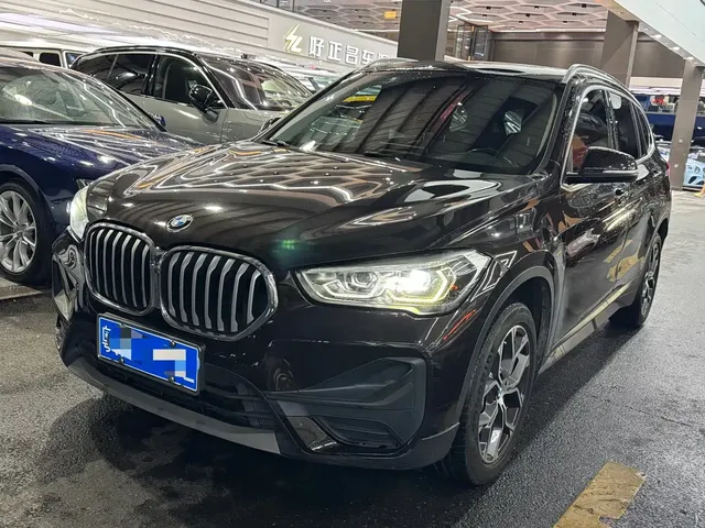 BMW X1 2021 sDrive25Li Leading