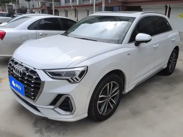Audi Q3 2021 35 TFSI Progressive Sport