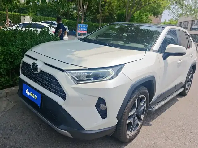 Toyota RAV4 Rongfang 2020 2.0L CVT 2WD Prestige Edition