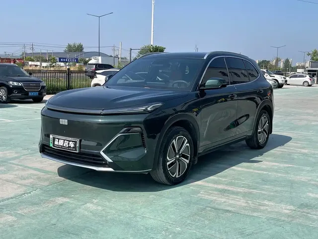 Geely Galaxy Starship 7 EM-i 2025 Model 120km Voyage+ Edition