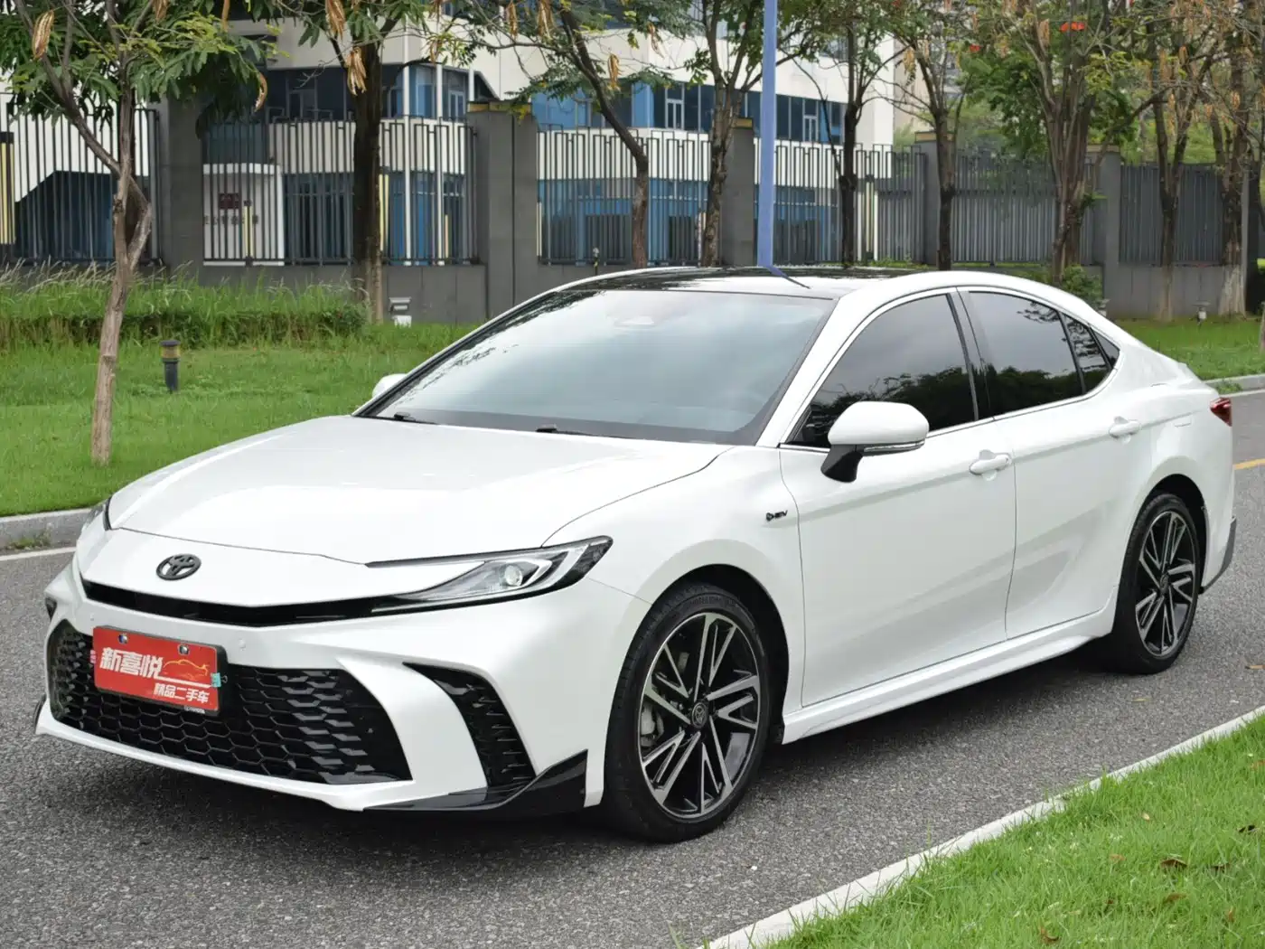 Toyota Camry 2024 Model Dual Hybrid 2.0HS Sport Edition