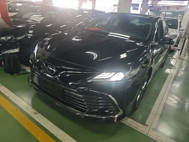 Toyota Camry 2021 2.5G Luxury Edition
