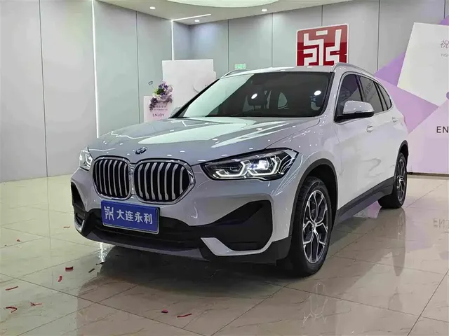 BMW X1 2022 sDrive25Li Leading
