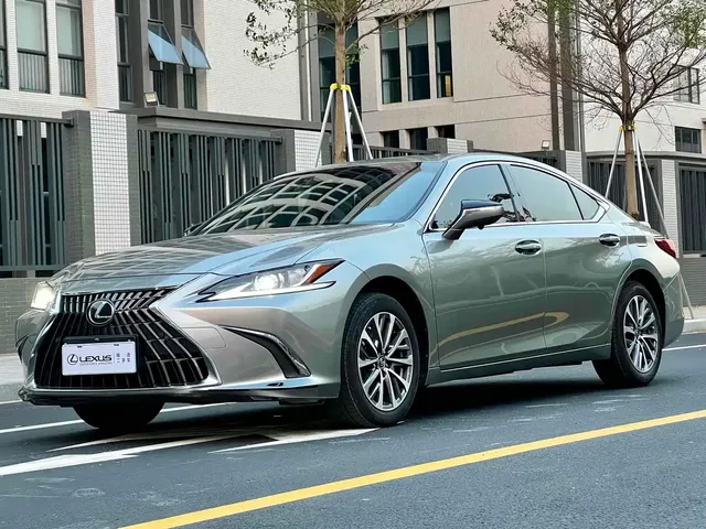 Lexus ES 2023 200 Excellence Edition