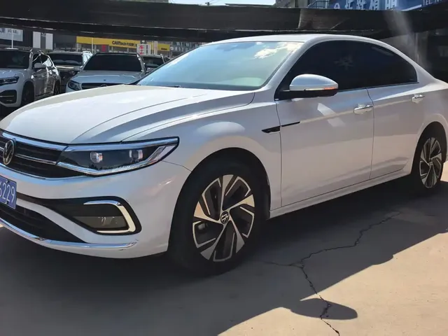Volkswagen Bora 2023 280TSI DSG Prestige Edition