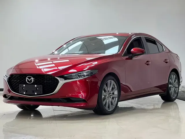 Mazda 3 Axela 2023 2.0L Auto Zhiya