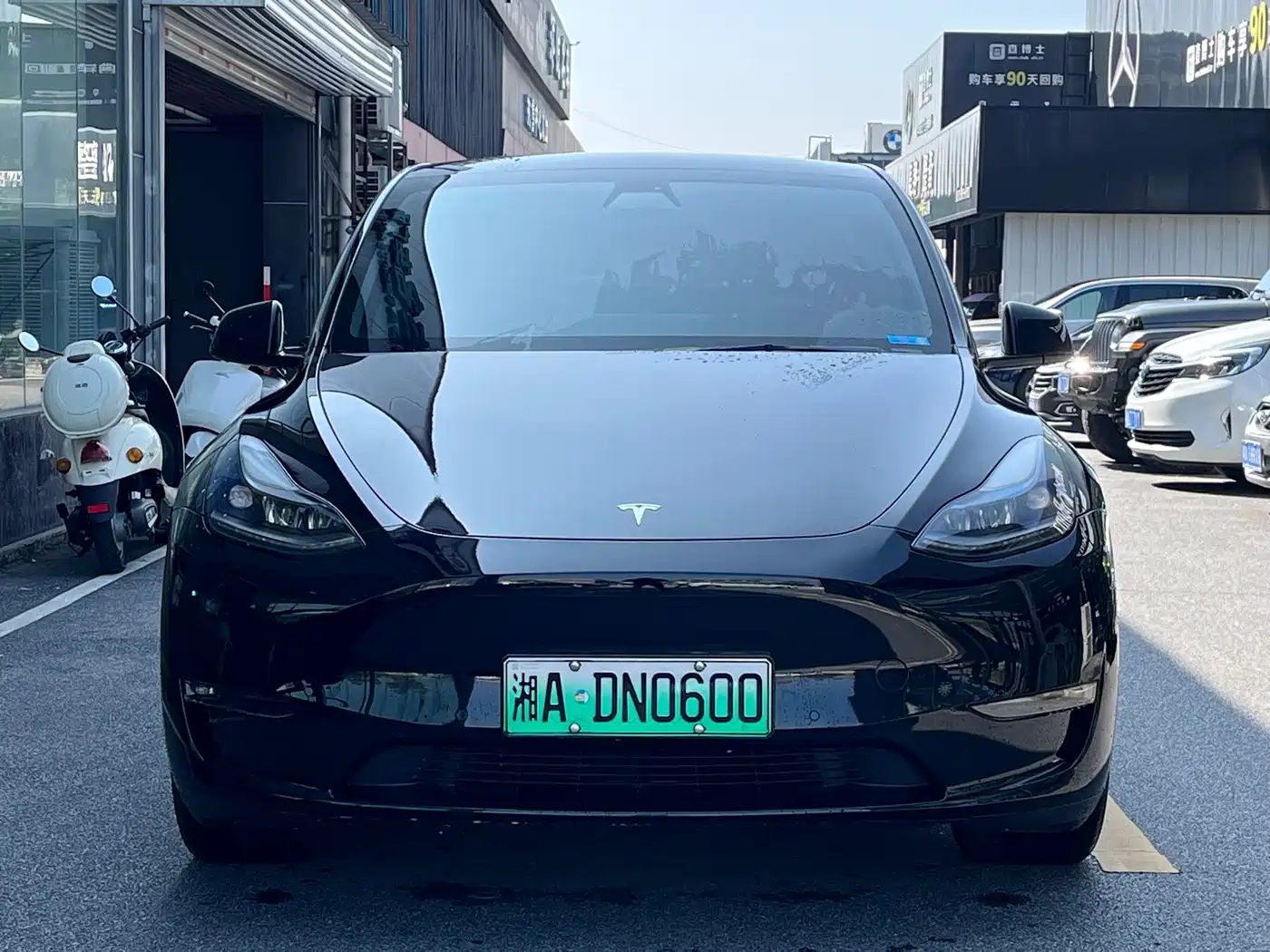 Tesla Model Y 2022 Rear-Wheel Drive Version