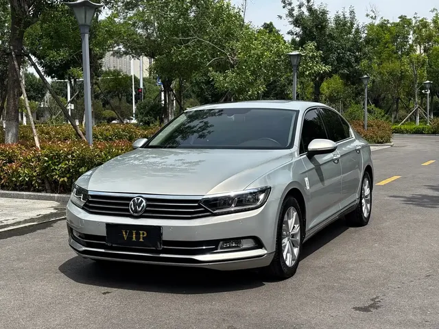 Volkswagen Magotan 2018 Facelift 330TSI DSG Luxury