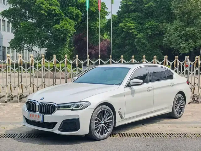 BMW 5 Series 2022 530Li Leading M Sport Package