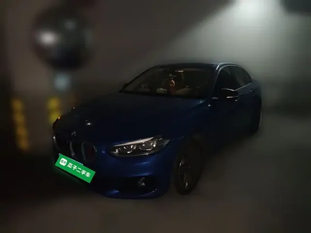 BMW 1 Series 2018 118i Sport Edition