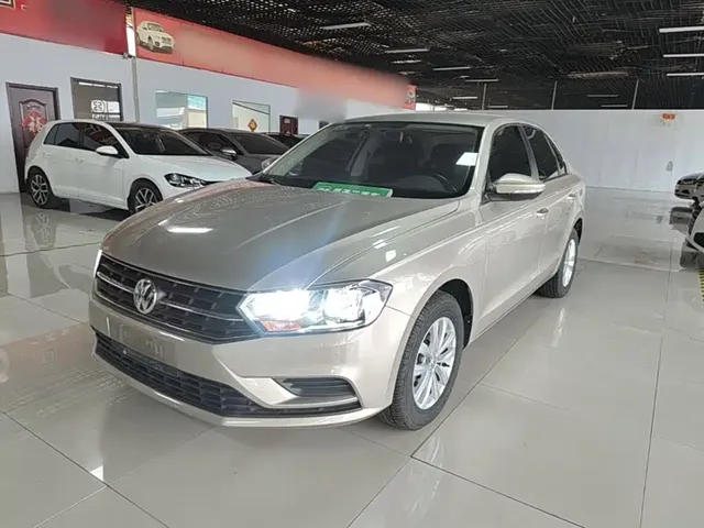 Volkswagen Bora 2018 1.5L Automatic Fashion