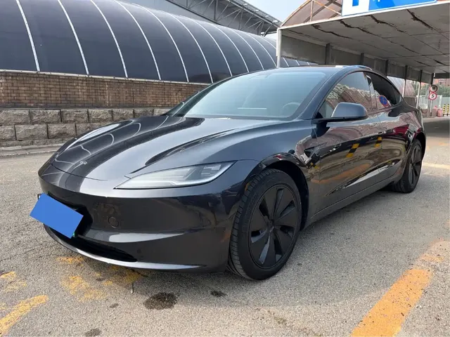 Tesla Model 3 2025 Model Year Facelift Long Range All-Wheel Drive