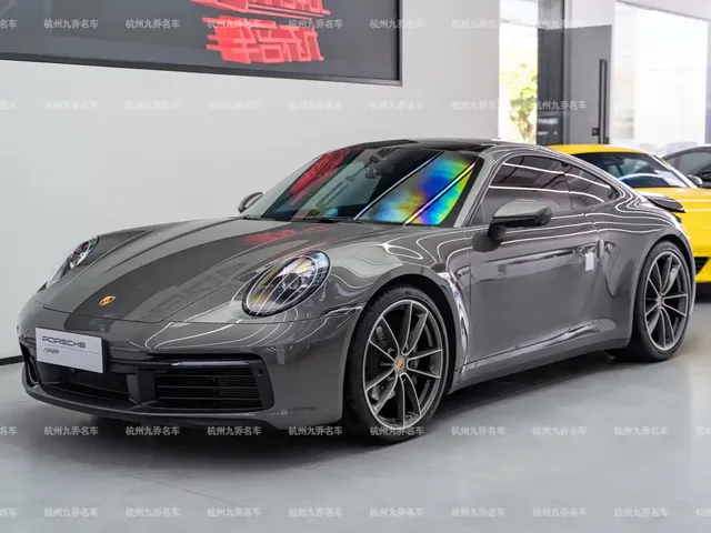 Porsche 911 2023 Carrera 3.0T