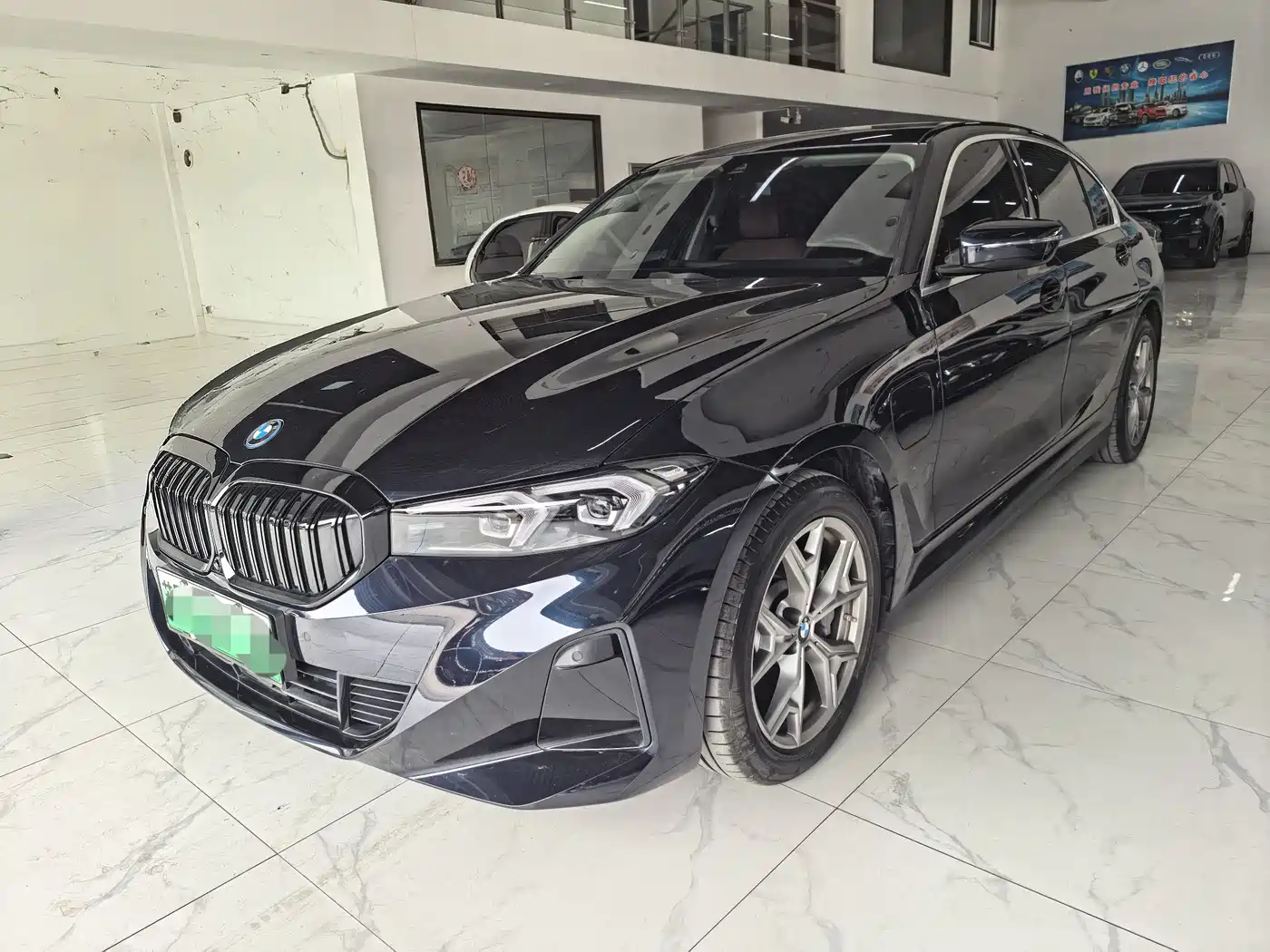 BMW i3 2025 eDrive 35 L