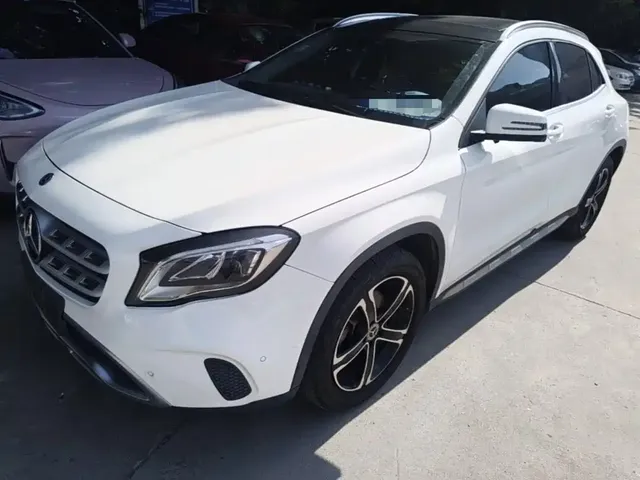 Mercedes-Benz GLA 2018 GLA 200 Fashion