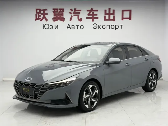 Hyundai Elantra 2022 1.5L CVT LUX Premium Edition