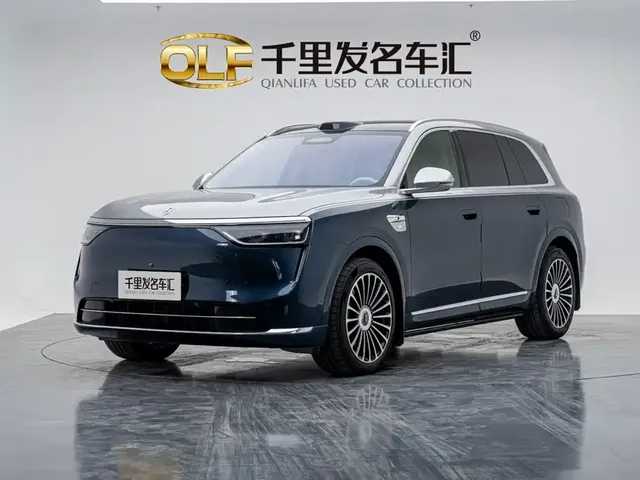 AITO Wenjie AITO M8 2025 Extended Range Ultra 53.4kWh 6-Seater