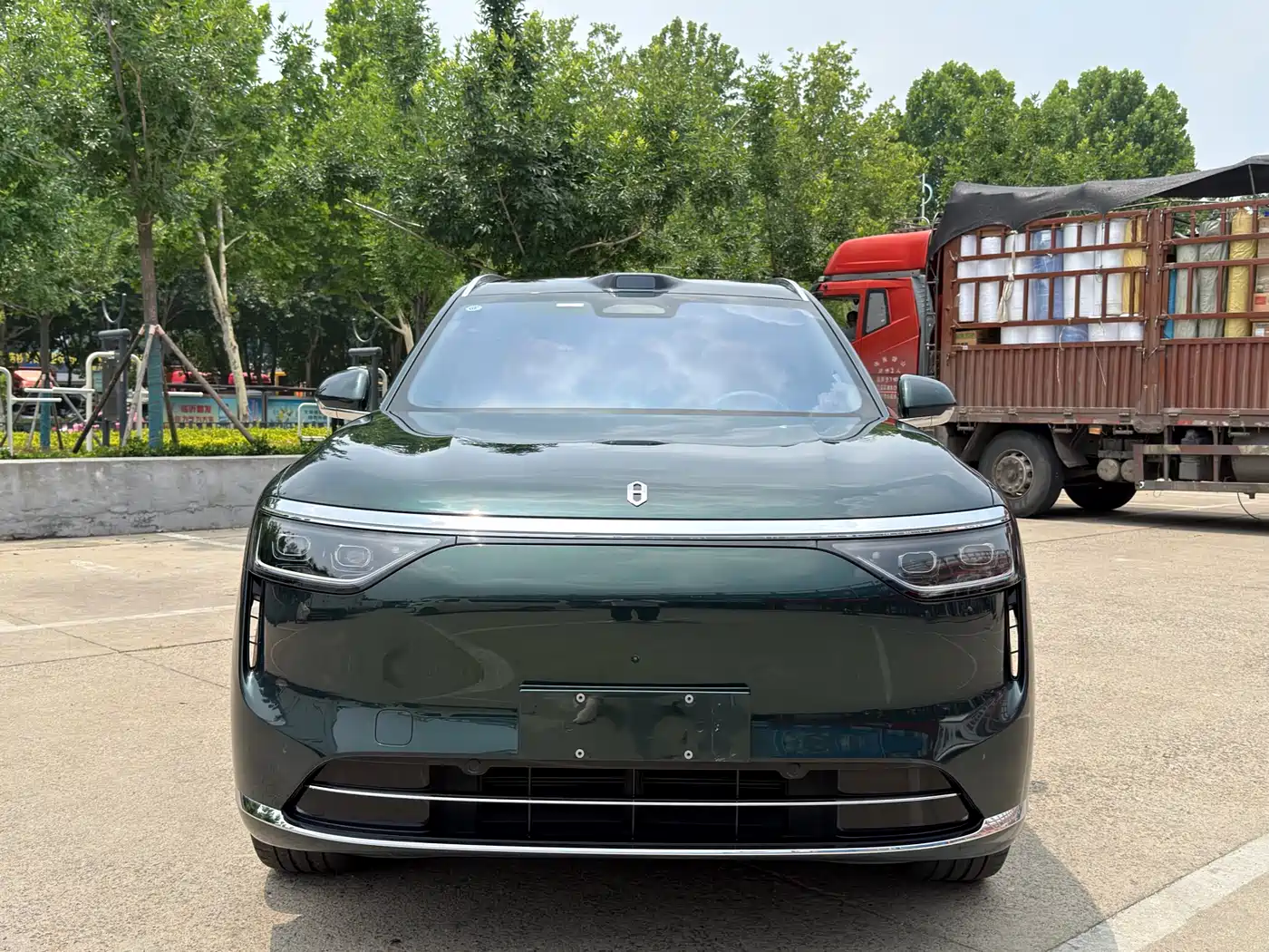 AITO Wenjie AITO M8 2025 Extended Range Ultra 53.4kWh 6-Seater
