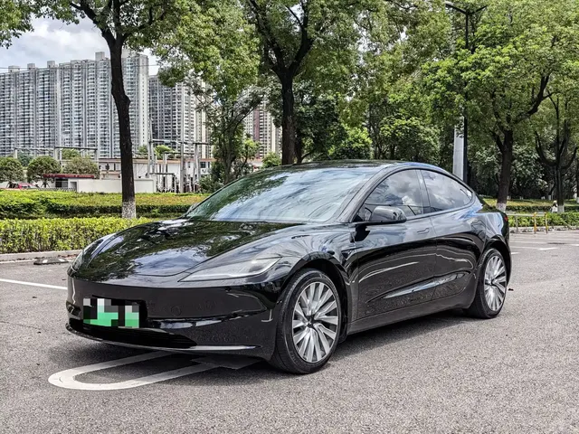 Tesla Model 3 2023 Long Range All-Wheel Drive