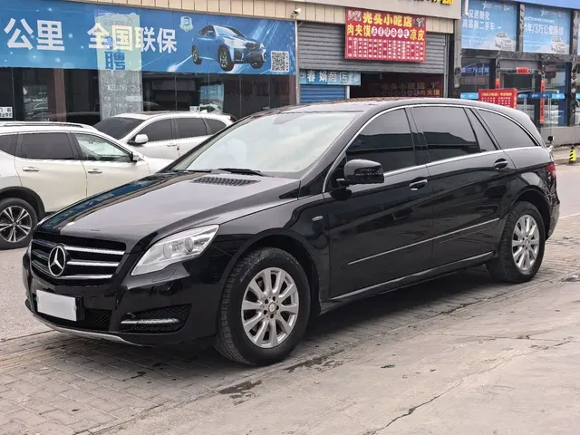 Mercedes-Benz R-Class 2017 R 320 4MATIC Business Collector's Edition